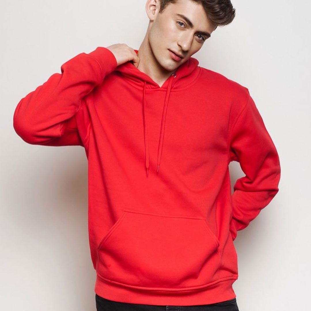 plain-red-pullover-hoodie-for-men-thestore-pk