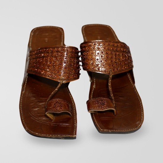 Brown Kolhapuri Slipper With Small Beads